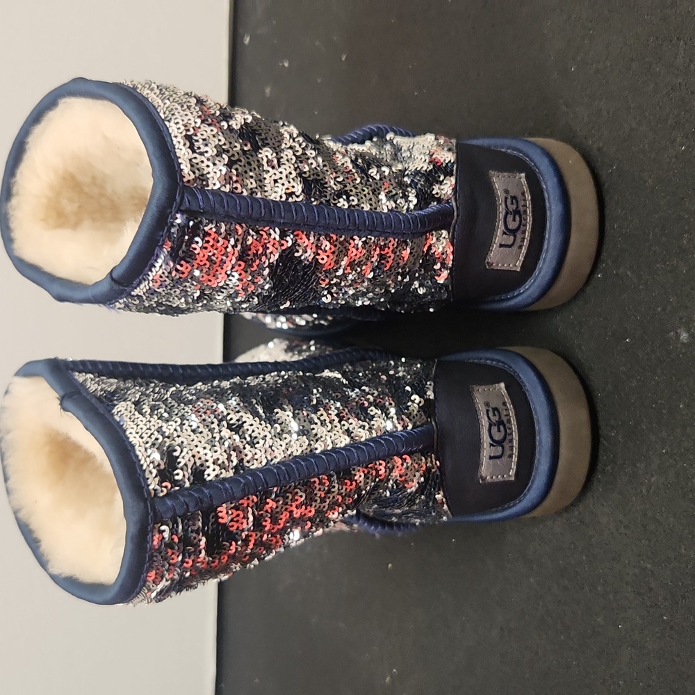 Ugg navy sequin boots size 5